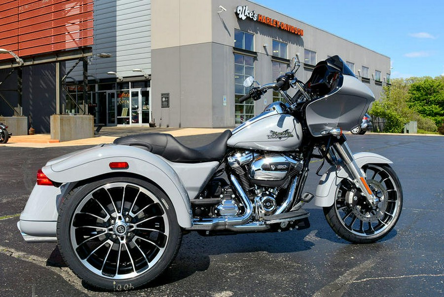 2024 Harley-Davidson® FLTRT - Road Glide® 3