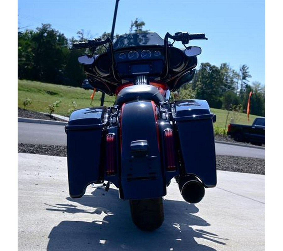 2017 Harley-Davidson CVO™ Street Glide®
