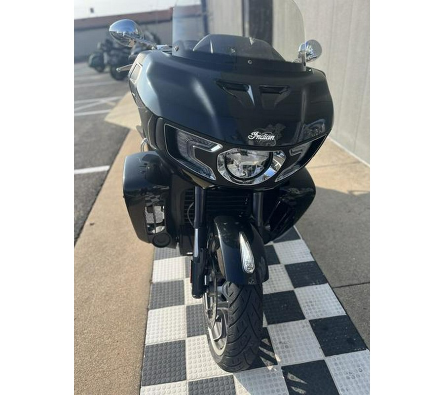 2023 Indian Motorcycle® Pursuit Limited Black Metallic