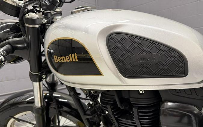 2025 Benelli Imperiale 400