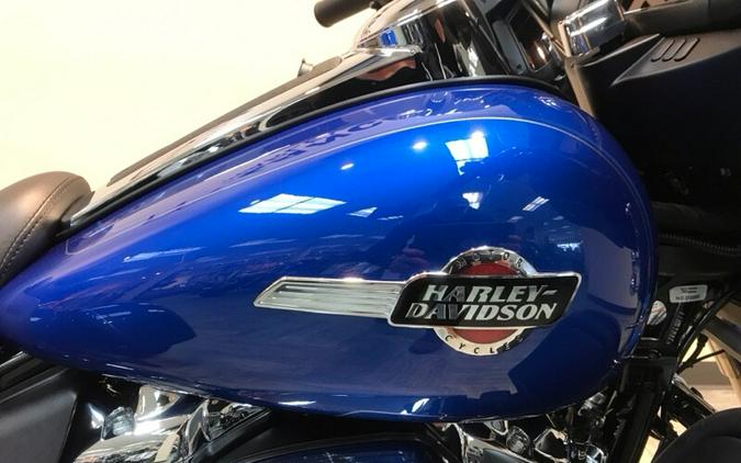 2024 Harley-Davidson Tri Glide Ultra Blue Burst FLHTCUTG