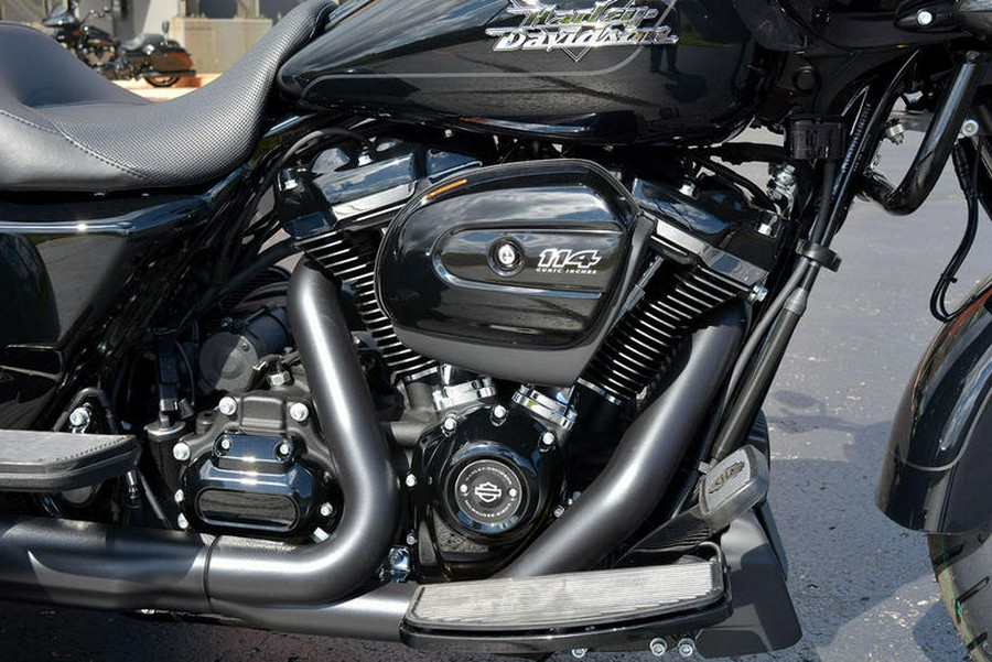 2024 Harley-Davidson® FLTRT - Road Glide® 3