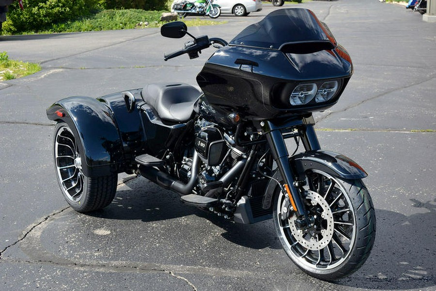 2024 Harley-Davidson® FLTRT - Road Glide® 3