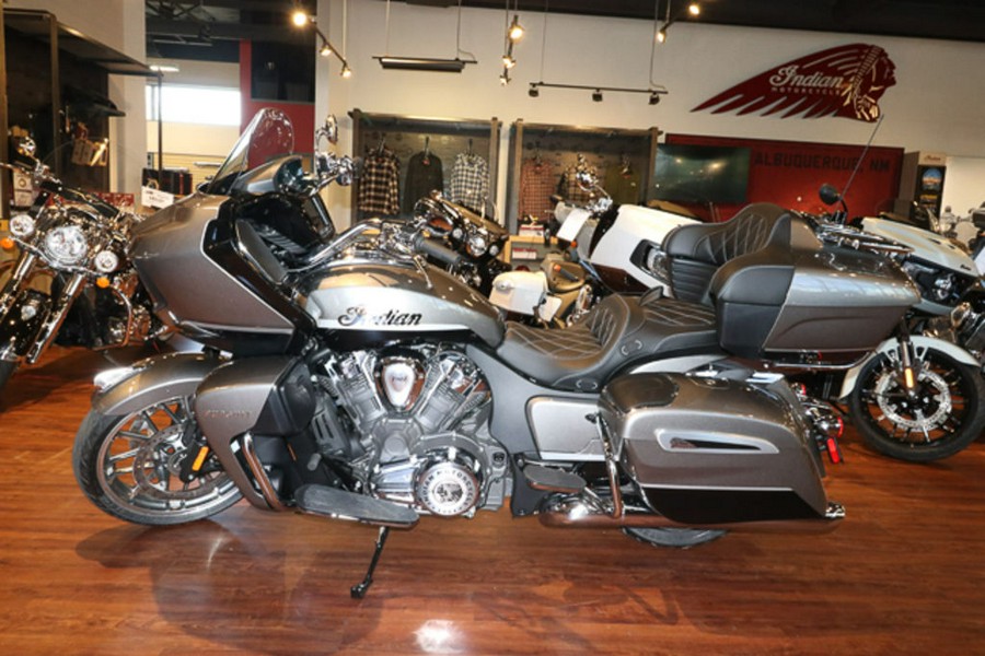 2025 Indian Motorcycle® Pursuit® Limited Heavy Metal with Black Metallic