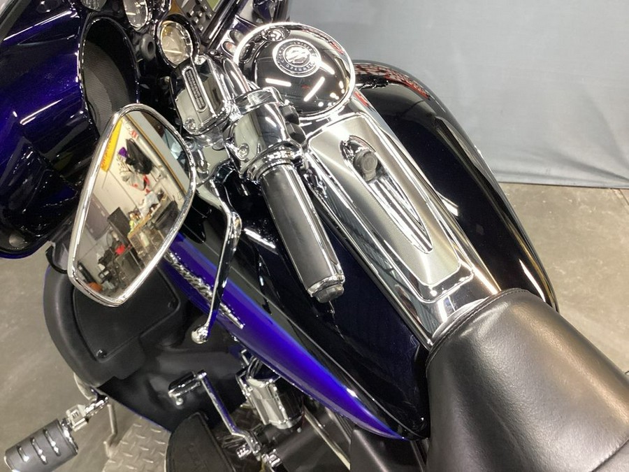 2011 Harley-Davidson® FLHTCUSE6 - CVO™ Ultra Classic® Electra Glide®