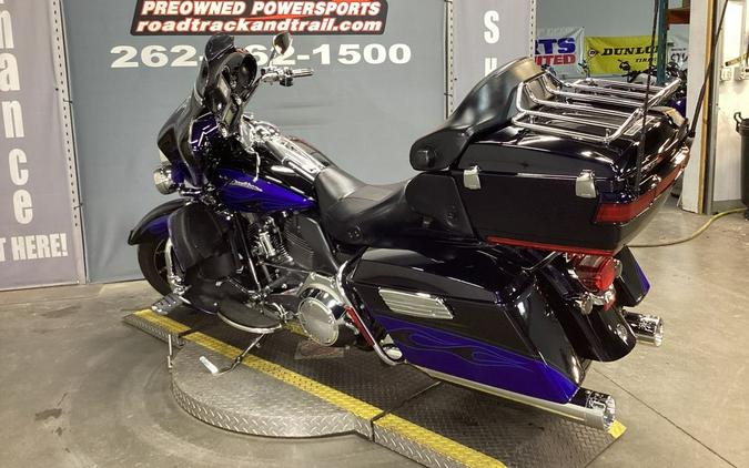 2011 Harley-Davidson® FLHTCUSE6 - CVO™ Ultra Classic® Electra Glide®