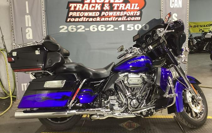 2011 Harley-Davidson® FLHTCUSE6 - CVO™ Ultra Classic® Electra Glide®