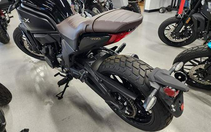 2024 CFMOTO 700CL-X