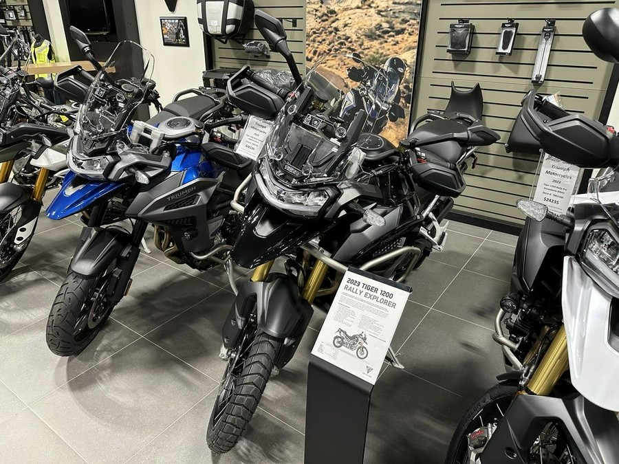 2023 Triumph Tiger 1200 Rally Explorer Sapphire Black