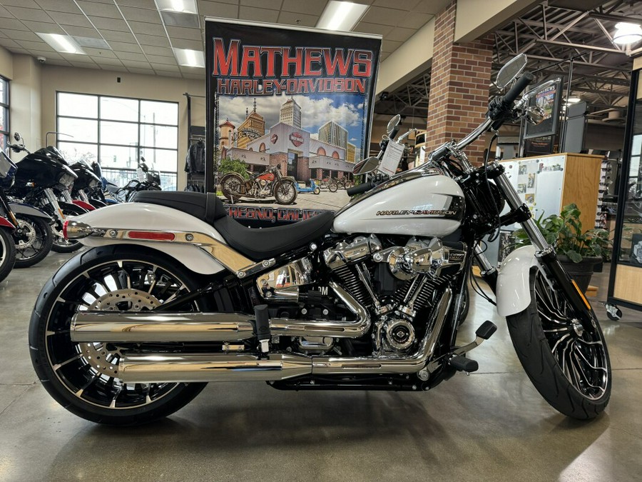 2024 Harley-Davidson Breakout White Onyx Pearl