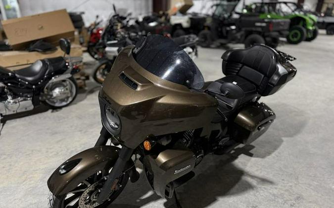 2023 Indian Motorcycle® Roadmaster® Dark Horse® Bronze Pearl Metallic