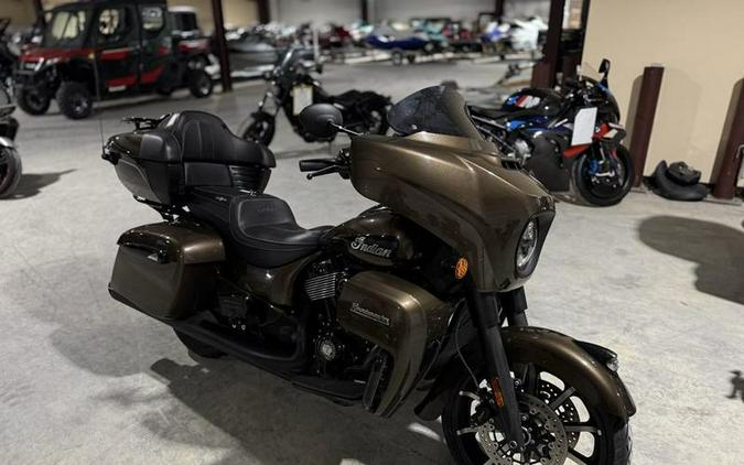 2023 Indian Motorcycle® Roadmaster® Dark Horse® Bronze Pearl Metallic
