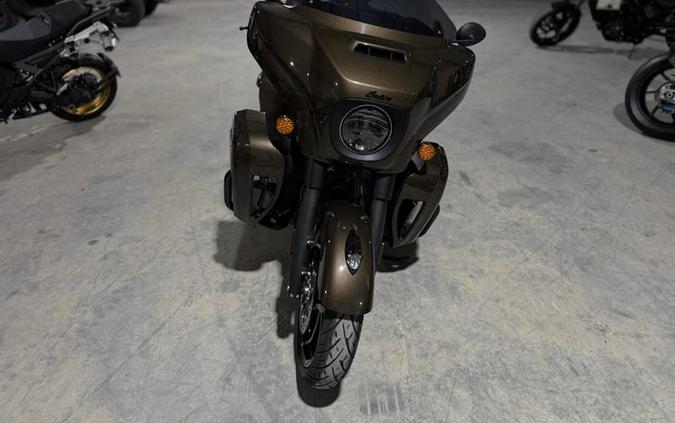 2023 Indian Motorcycle® Roadmaster® Dark Horse® Bronze Pearl Metallic