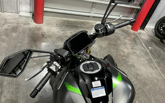 2026 Kawasaki Z1100 SE ABS