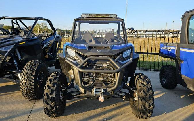 2023 Can-Am® Commander XT 700