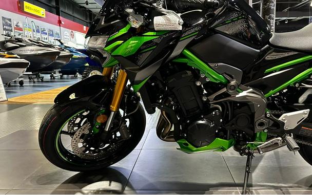 2024 Kawasaki Z900 SE ABS