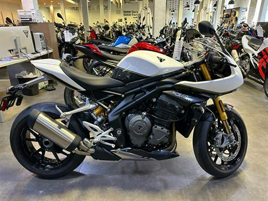 2023 Triumph Speed Triple 1200 RR