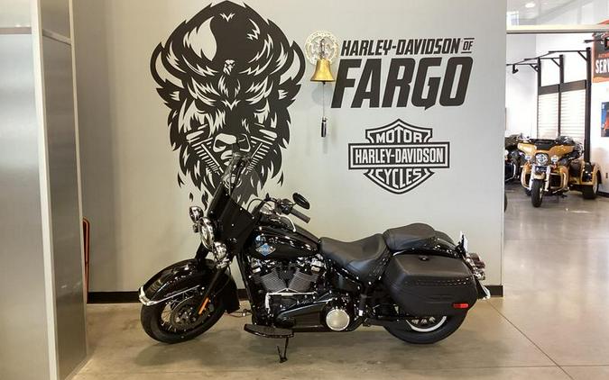 2026 Harley-Davidson® FLHC - Heritage Classic