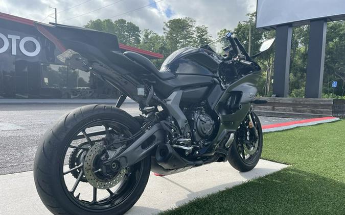 2025 Yamaha YZF R7