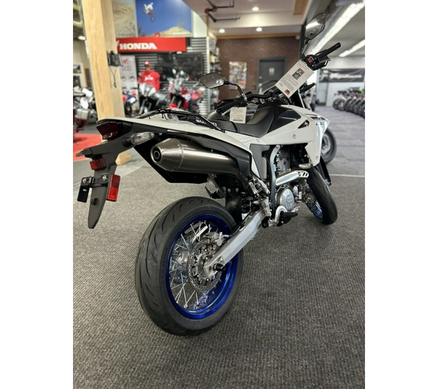 2026 Suzuki DR-Z4SM Plus