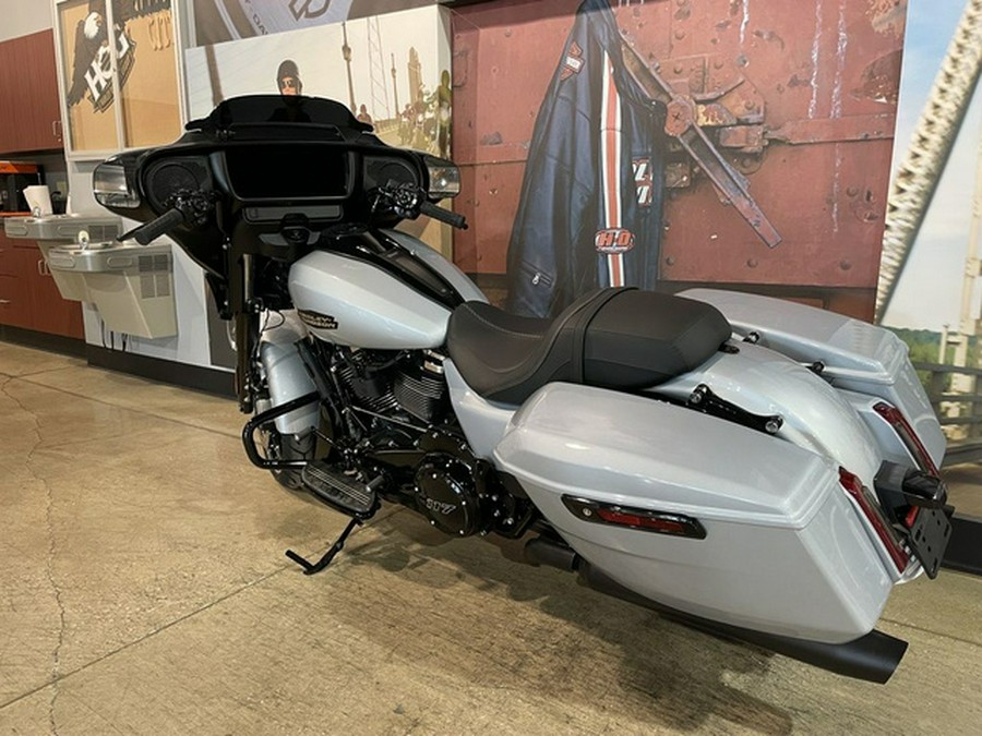 2024 Harley-Davidson FLHX - Street Glide