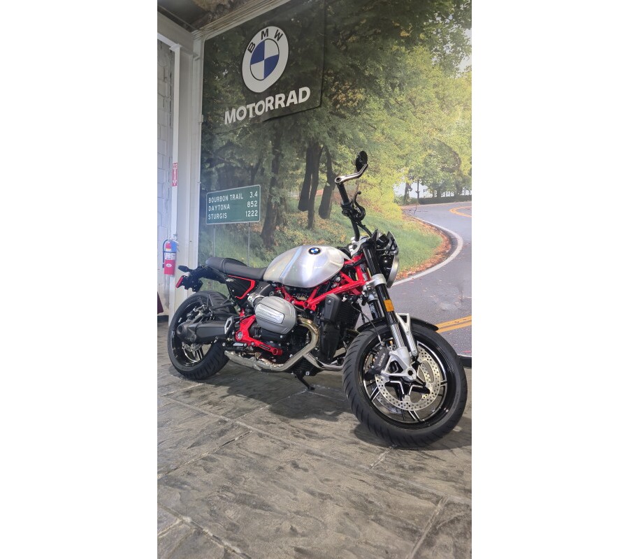 2025 BMW Motorrad R 12 nineT - Option 719