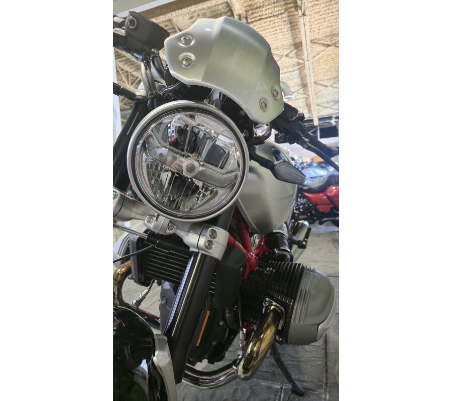 2025 BMW Motorrad R 12 nineT - Option 719