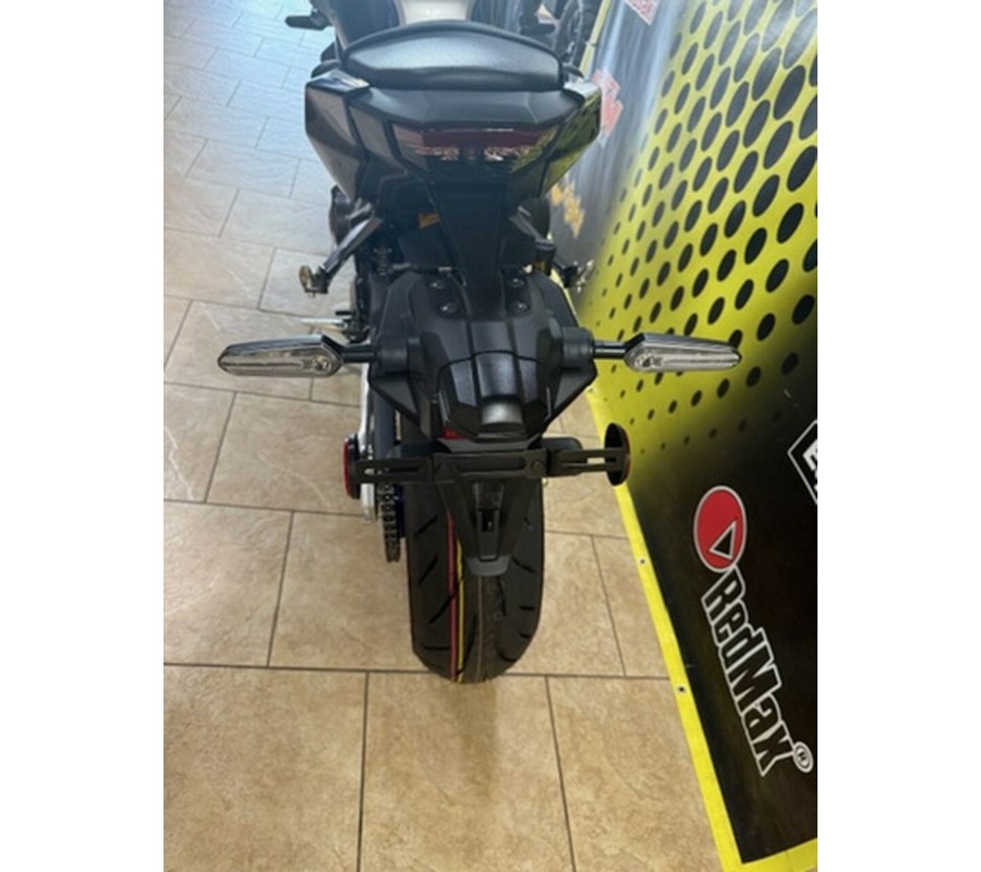 2025 Yamaha MT 09 SP