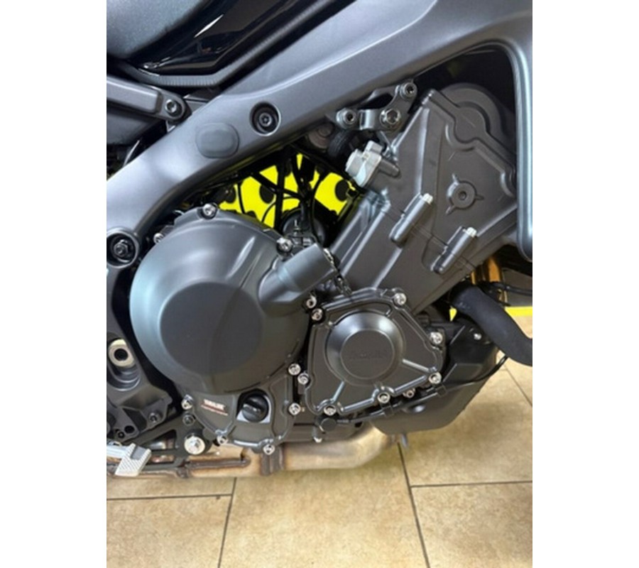 2025 Yamaha MT 09 SP