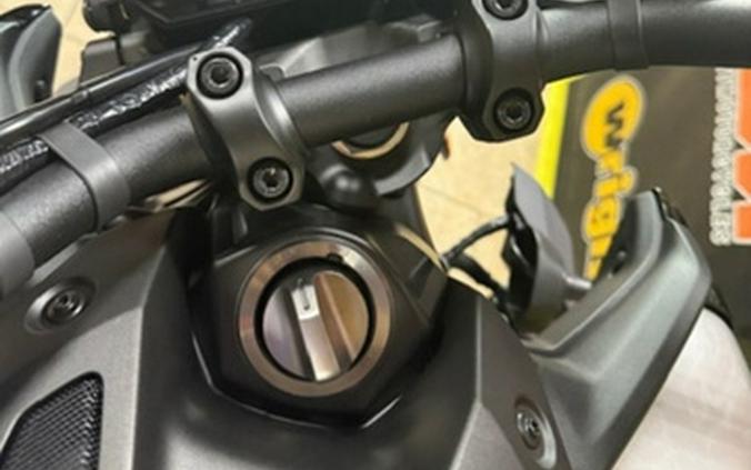 2025 Yamaha MT 09 SP