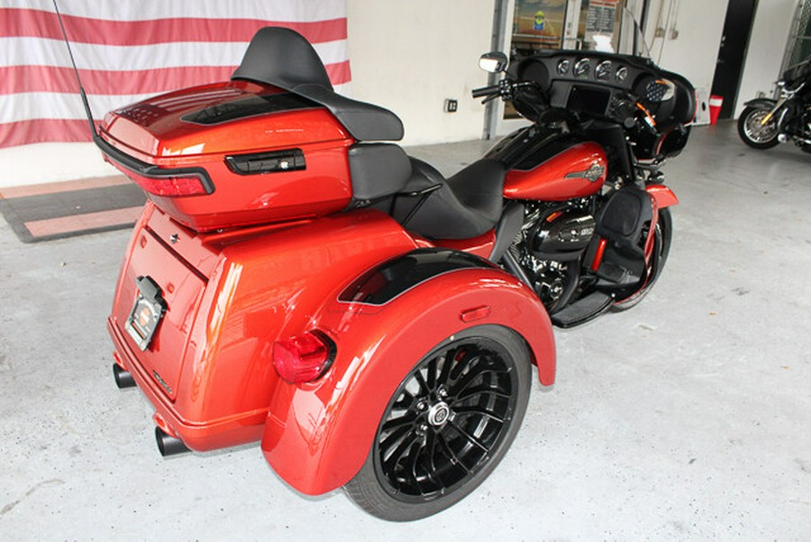 New 2025 Harley-Davidson Tri Glide Ultra FLHTCUTG Trike For Sale In Miami, Florida