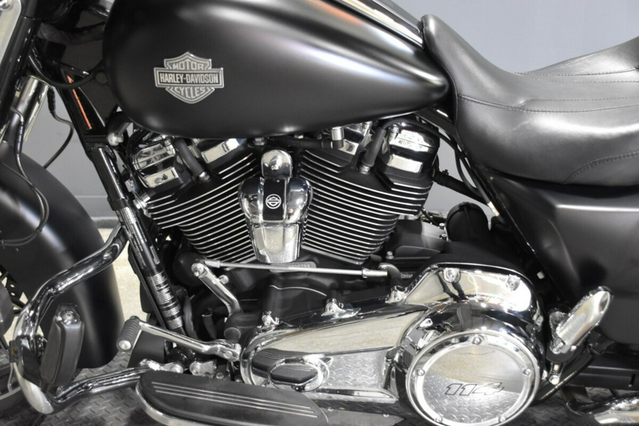 2022 Harley-Davidson Street Glide Special FLHXS