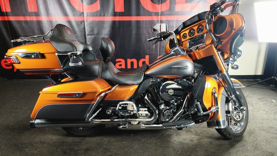 2015 HARLEY-DAVIDSON FLHTCUL - C638021