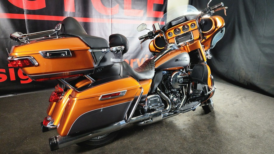 2015 HARLEY-DAVIDSON FLHTCUL - C638021