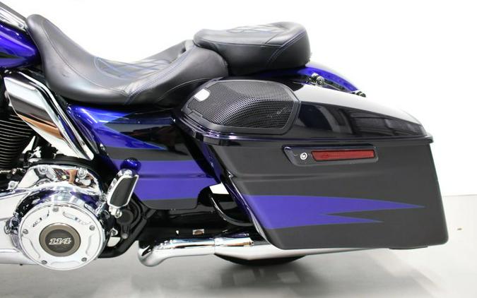 2017 Harley Davidson Street Glide CVO FLHXSE Screamin Eagle