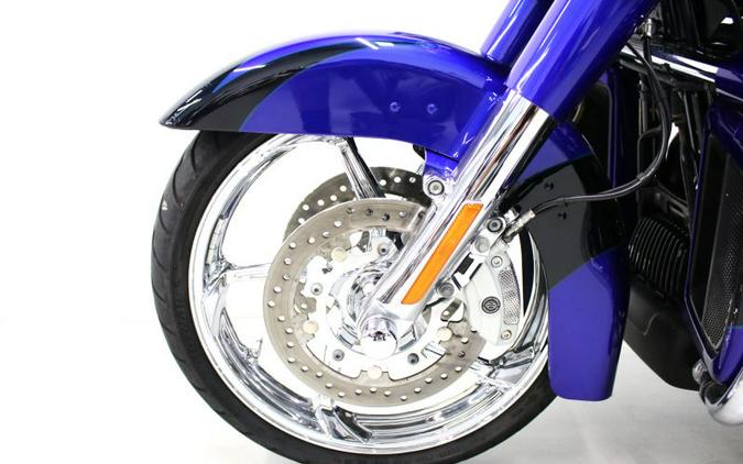 2017 Harley Davidson Street Glide CVO FLHXSE Screamin Eagle