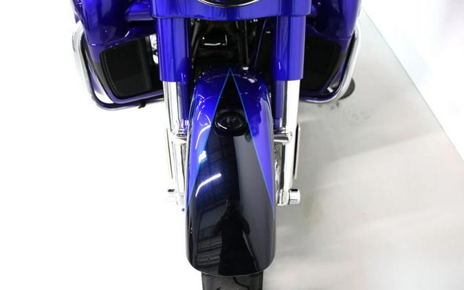 2017 Harley Davidson Street Glide CVO FLHXSE Screamin Eagle