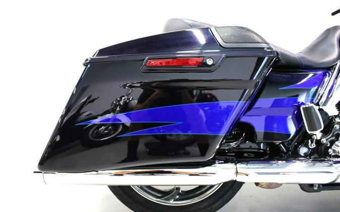 2017 Harley Davidson Street Glide CVO FLHXSE Screamin Eagle