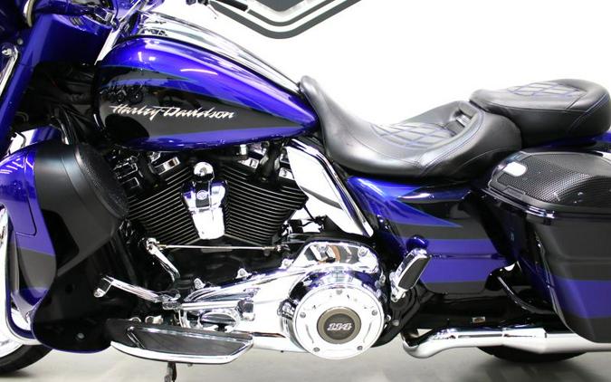 2017 Harley Davidson Street Glide CVO FLHXSE Screamin Eagle