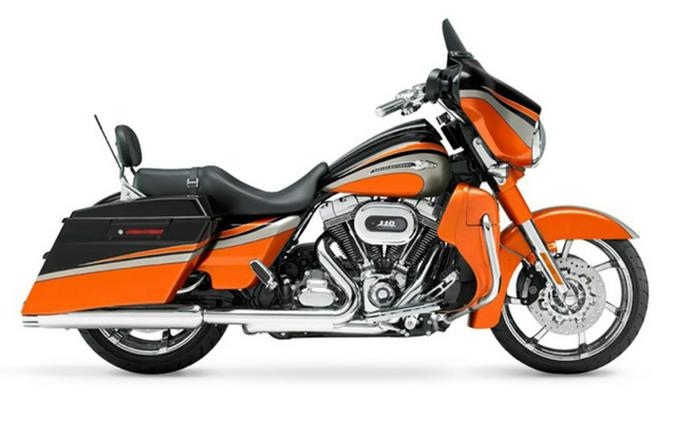 2011 Harley-Davidson FLHXSE2 - CVO Street Glide