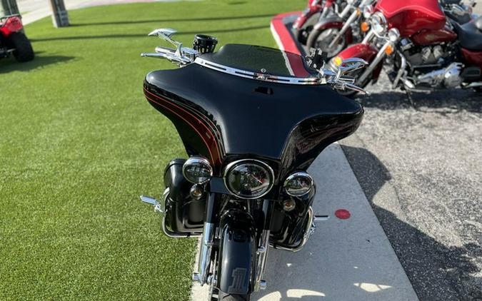 2011 Harley-Davidson FLHXSE2 - CVO Street Glide