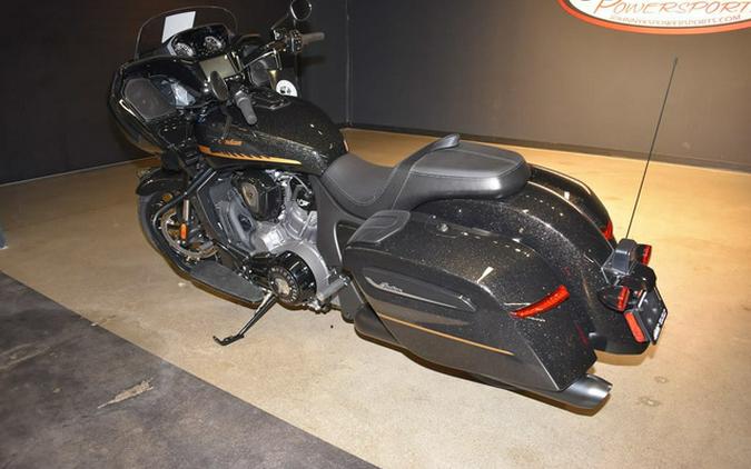 2026 Indian Challenger Dark Horse 112 Black Crystal w/Black Metallic & Championship G