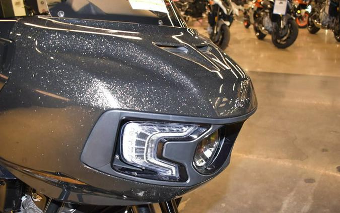 2026 Indian Challenger Dark Horse 112 Black Crystal w/Black Metallic & Championship G