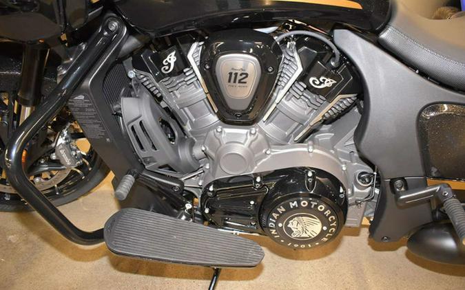 2026 Indian Challenger Dark Horse 112 Black Crystal w/Black Metallic & Championship G