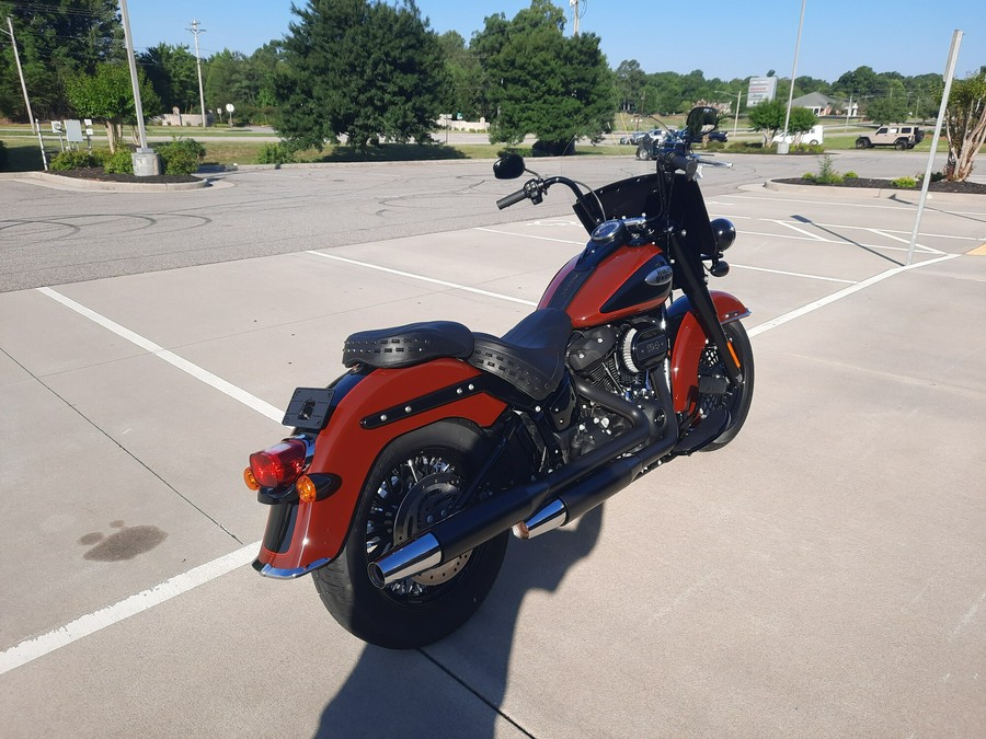 2024 Harley-Davidson® Heritage Classic Red Rock / Vivid Black - Black Finish