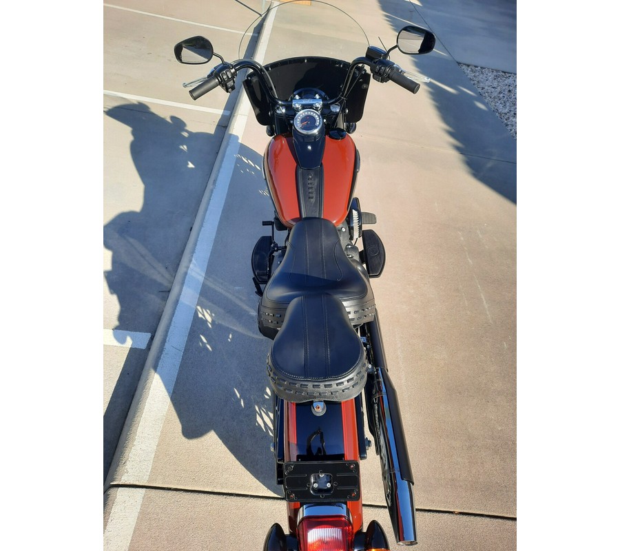 2024 Harley-Davidson® Heritage Classic Red Rock / Vivid Black - Black Finish