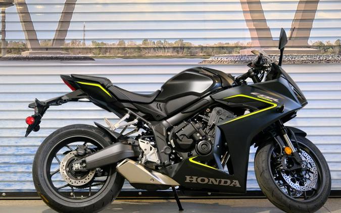 2026 Honda CBR650R E-Clutch