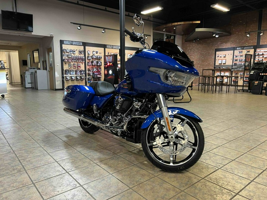 2024 Harley-Davidson Road Glide® Blue Burst