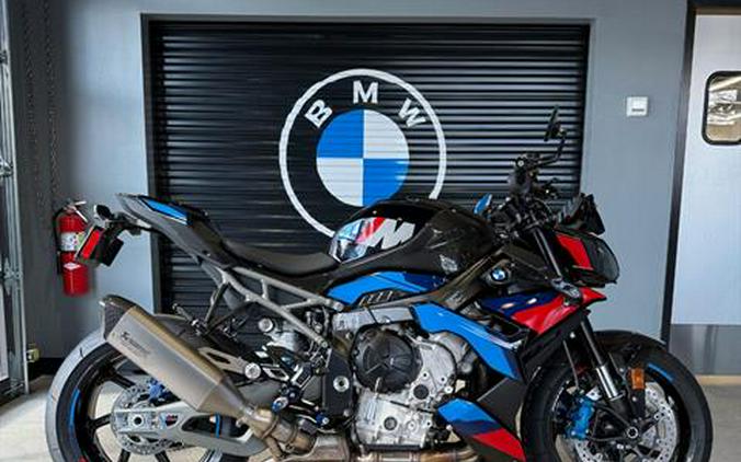 2026 BMW M1000R