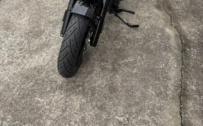 2025 Indian Chief Bobber Black Metallic